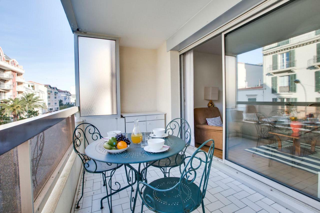 Welkeys Apartment - Pellot Biarritz Luaran gambar